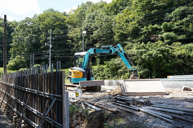 解体工事の様子